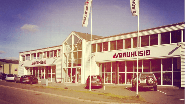 Vøruhúsið á Hjalla | Sona